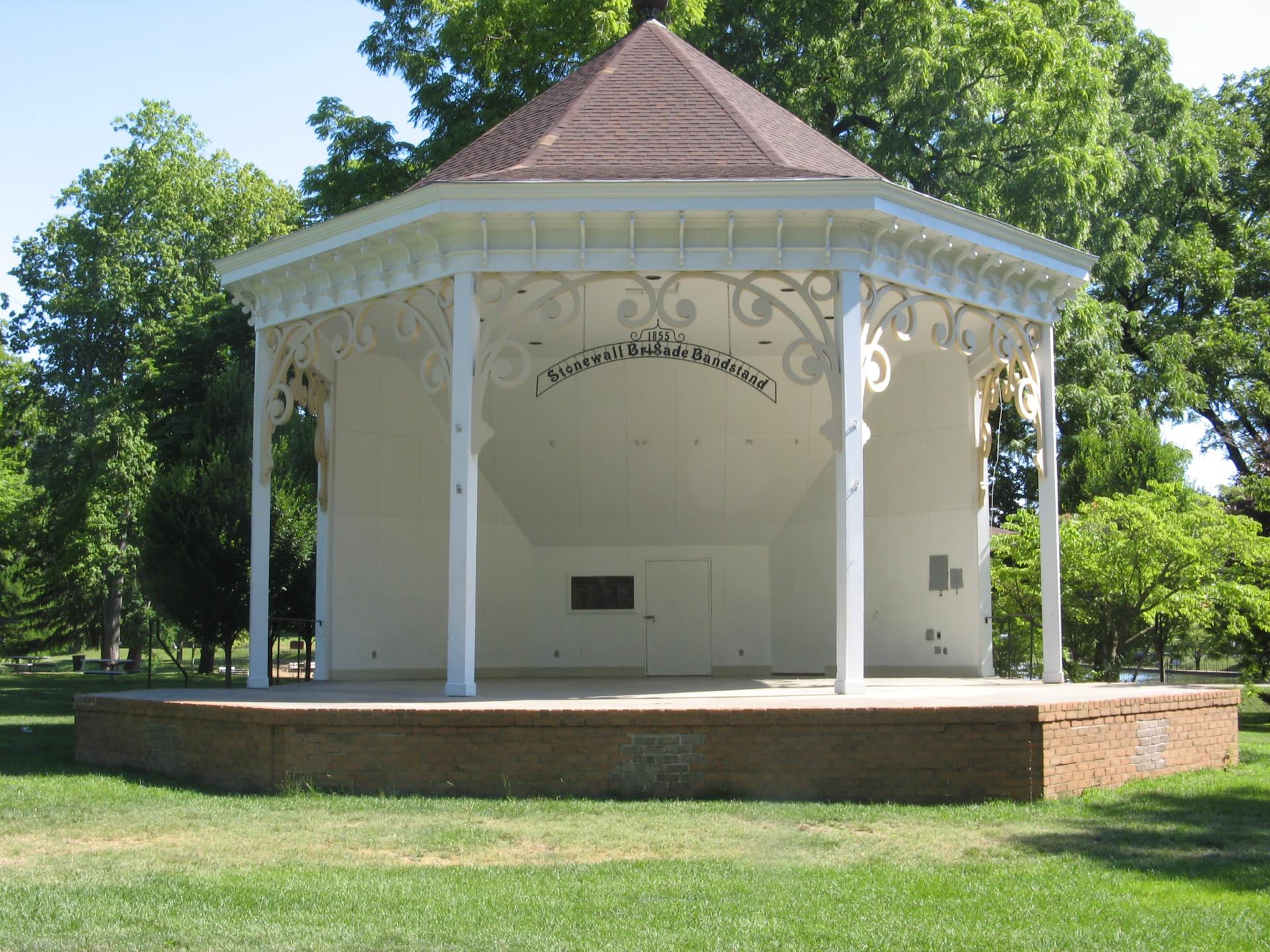 GHP BANDSTAND Fac Dir 1