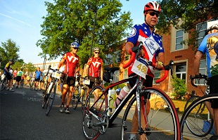 cyclists in Staunton for Bike Virginia bike tour