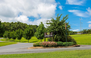 a view of an entrance to Montgomery hall park